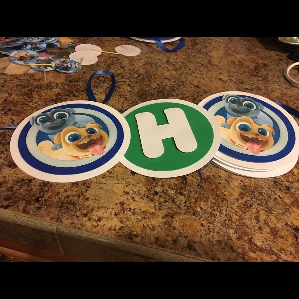 Puppy Dog Pals birthday accessories